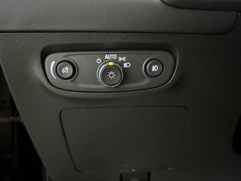 Used 2023 Buick Encore GX Select AWD/4WD image 38