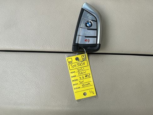 Used 2021 BMW X5 xDrive45e w/ Premium Package AWD/4WD image 35