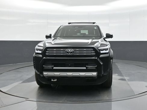 Certified 2025 Toyota 4Runner Limited AWD/4WD image 2