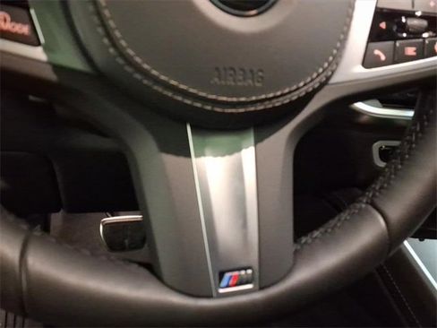 Used 2025 BMW X6 xDrive40i w/ Climate Comfort Package image 28