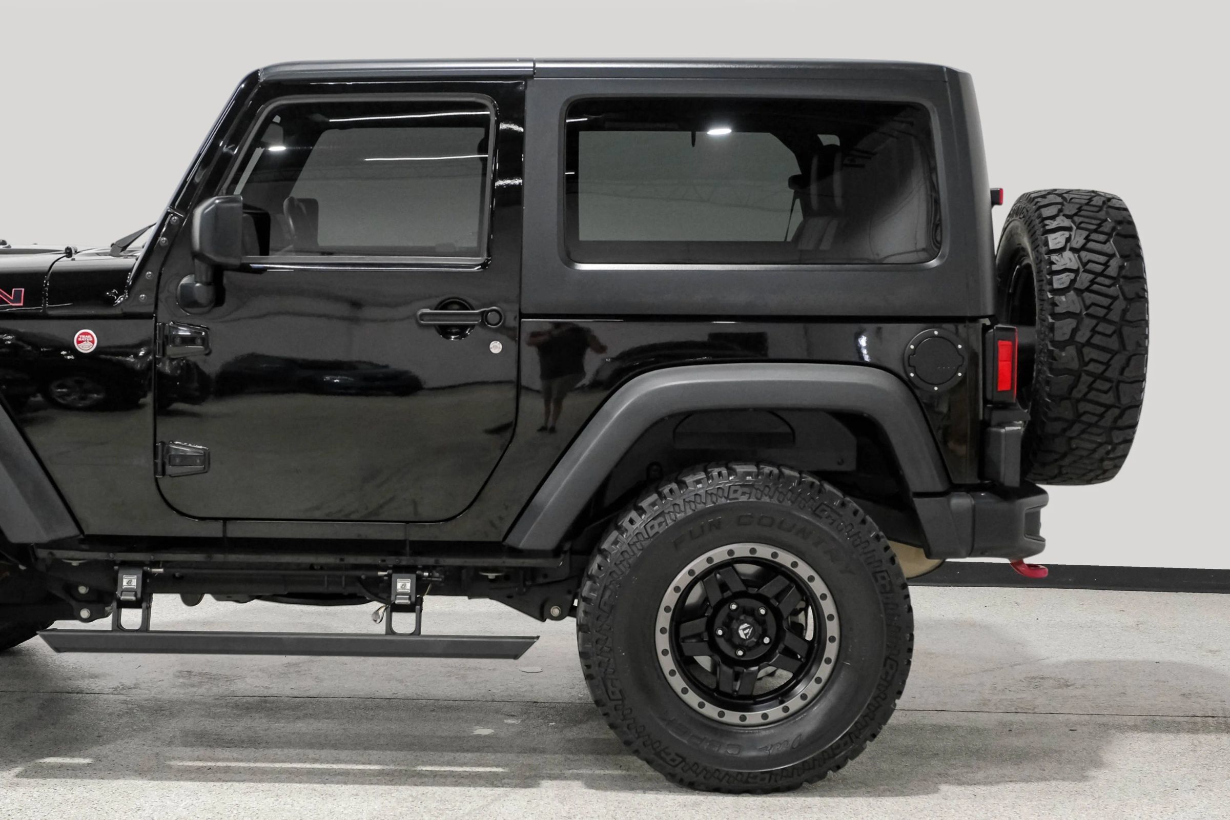 Used 2016 Jeep Wrangler Rubicon AWD/4WD image 14
