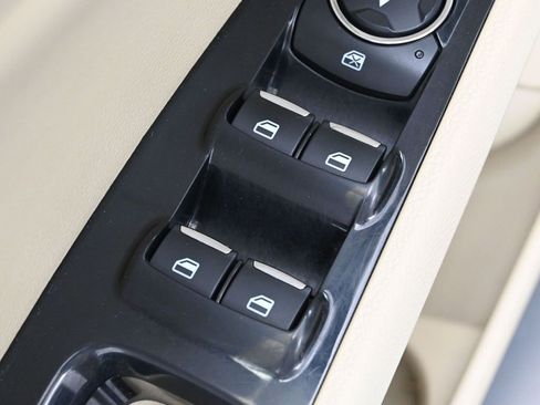 Used 2014 Ford Fusion Energi SE image 13