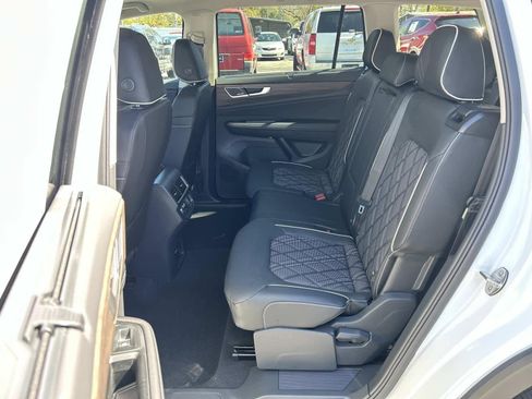 New 2026 Volkswagen Atlas SEL Premium R-Line AWD/4WD image 14