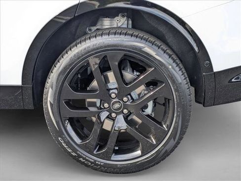 New 2026 Land Rover Discovery Sport Landmark image 10