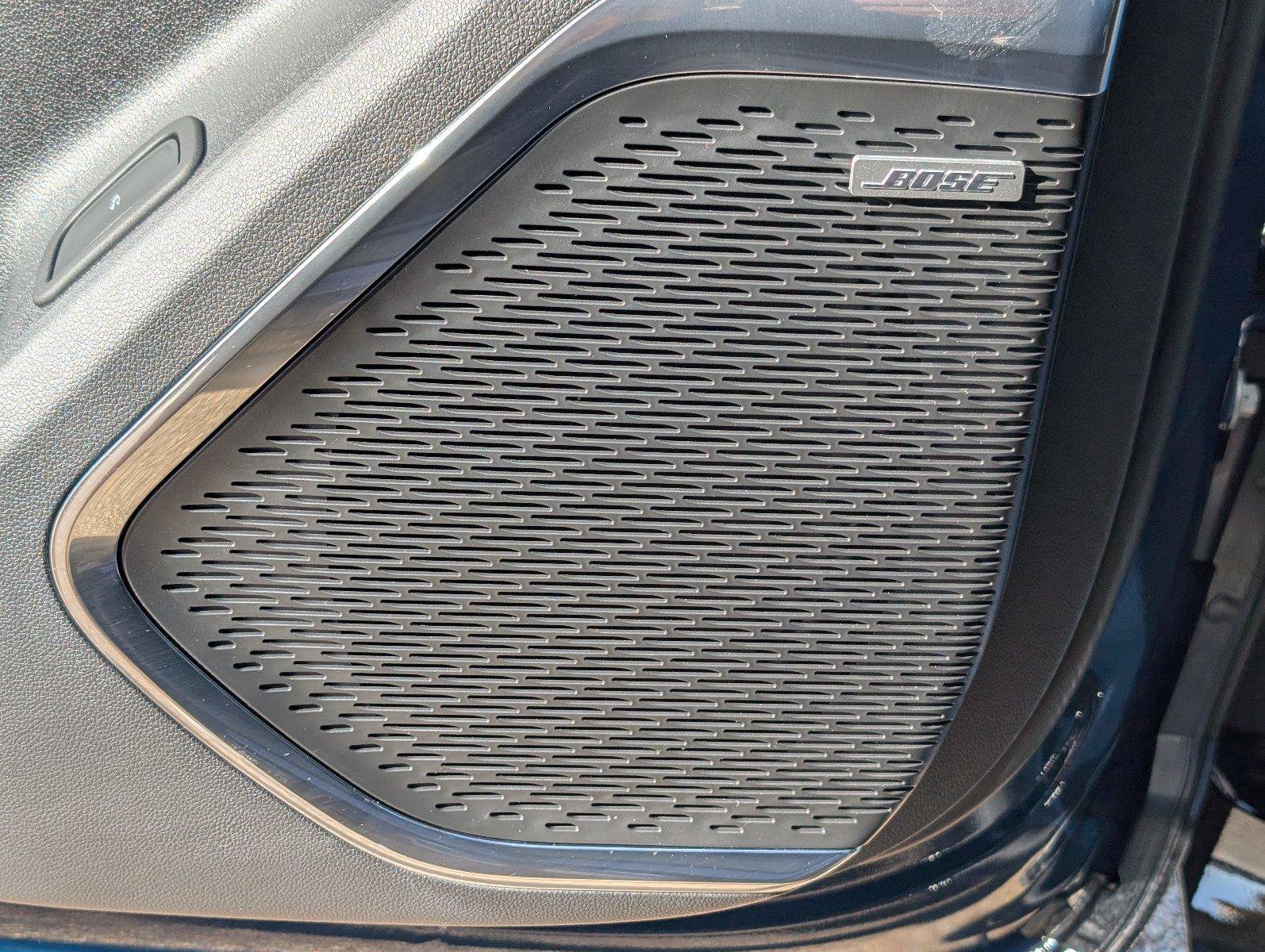 New 2027 Chevrolet Traverse RS FWD image 12