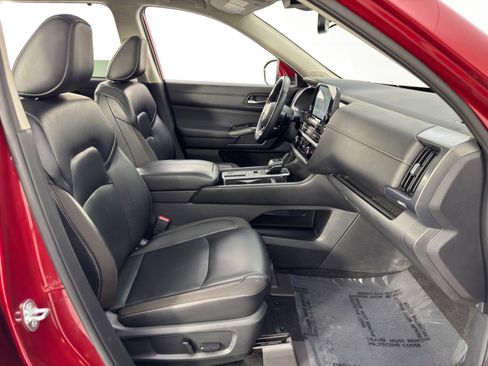Used 2022 Nissan Pathfinder SL w/ SL Premium Package image 14