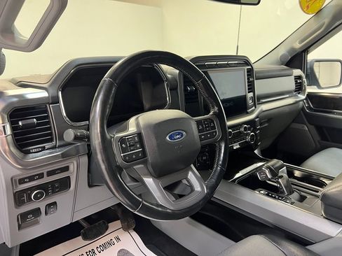 Used 2021 Ford F150 Lariat w/ Equipment Group 502A High AWD/4WD image 17