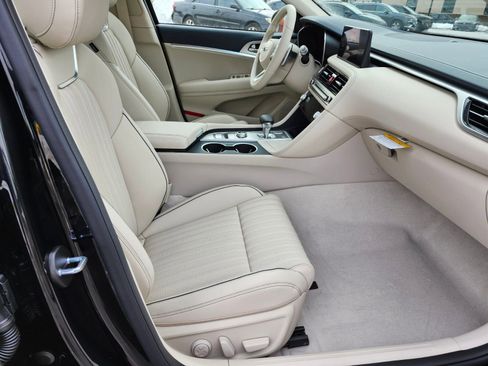 New 2026 Genesis G70 2.5T Prestige image 11