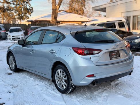 Used 2017 MAZDA MAZDA3 Sport image 6