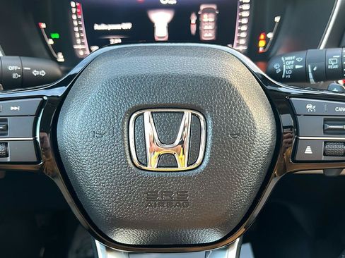 New 2026 Honda Pilot Touring image 32