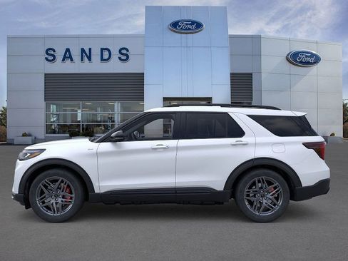 New 2026 Ford Explorer ST-Line w/ ST-Line Street Pack image 3