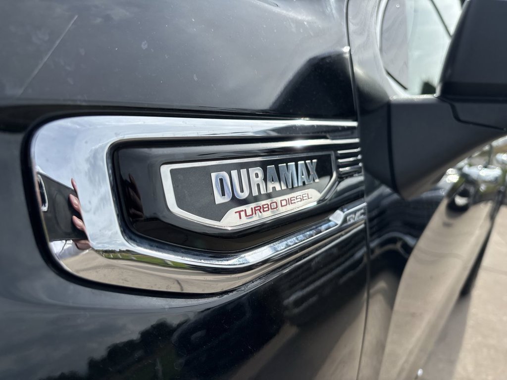 Used 2022 GMC Sierra 1500 Denali AWD/4WD image 38