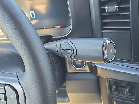 New 2026 Ford F250 Lariat w/ Chrome Package image 20