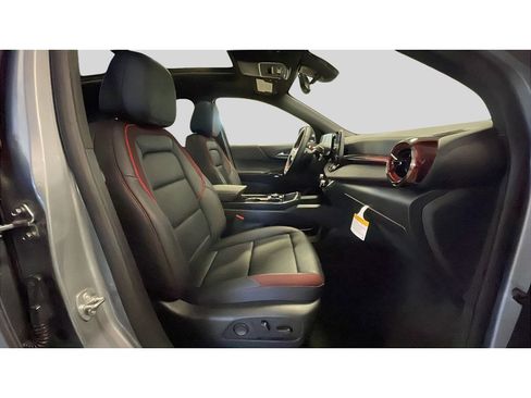 New 2026 Chevrolet Equinox RS w/ Convenience Package III image 16