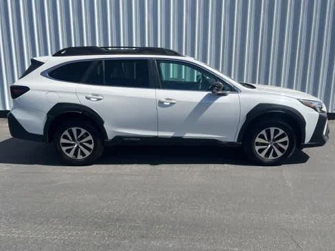 Certified 2023 Subaru Outback Premium w/ Tech Package 1 AWD/4WD image 7