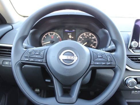 New 2025 Nissan Altima 2.5 S image 15