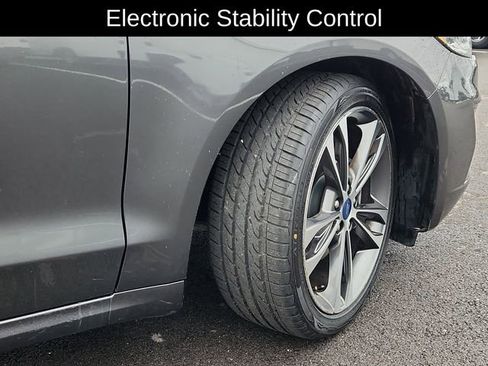 Used 2020 Ford Fusion Titanium image 18