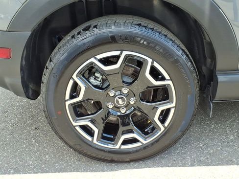 Certified 2025 Ford Bronco Sport Outer Banks w/ Outer Banks Tech Package+ AWD/4WD image 7