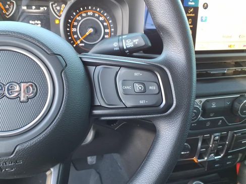 New 2026 Jeep Gladiator Sport AWD/4WD image 14