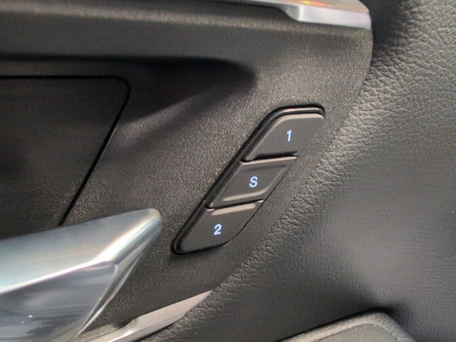 New 2026 RAM 1500 Laramie w/ Night Edition AWD/4WD image 17