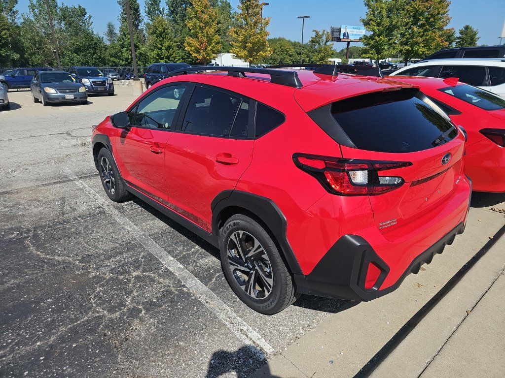 Used 2025 Subaru Crosstrek 2.5i Premium AWD/4WD image 7