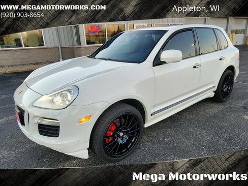 Used 2010 Porsche Cayenne GTS image 1