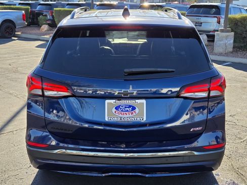 Used 2022 Chevrolet Equinox RS w/ Infotainment Package image 5