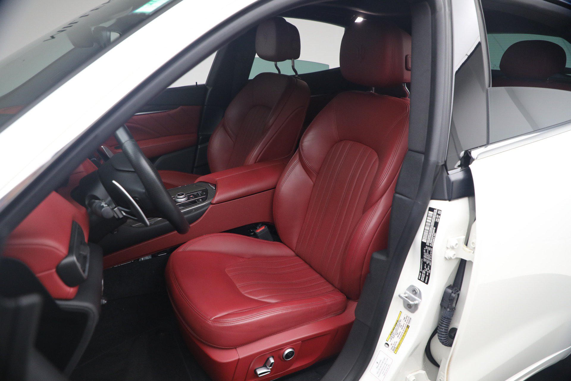 Certified 2023 Maserati Levante GT AWD/4WD image 15