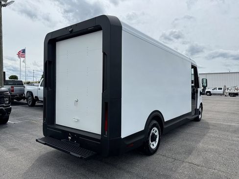 Used 2024 Chevrolet Brightdrop 600 w/ Battery Pack, Max Range AWD/4WD image 5
