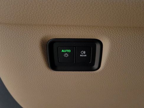 New 2026 Porsche Cayenne AWD/4WD image 38