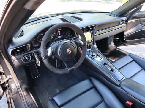 Used 2016 Porsche 911 Carrera image 21