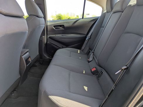 Used 2022 Toyota Corolla LE w/ Carpet Mat Package (TMS) image 13