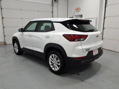 Used 2026 Chevrolet TrailBlazer LS FWD image 5