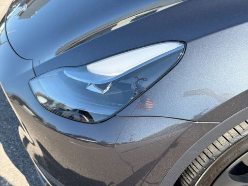 Used 2024 Tesla Model Y Performance AWD/4WD image 15