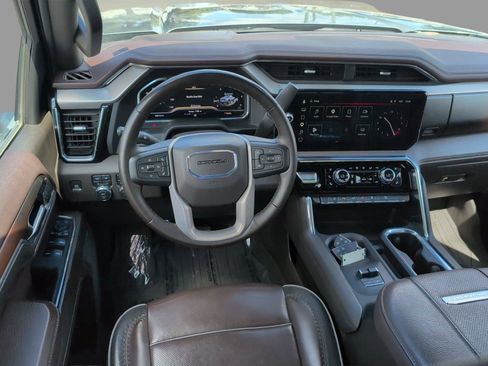 Used 2025 GMC Sierra 2500 Denali AWD/4WD image 30
