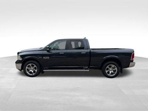 Used 2018 RAM 1500 Laramie w/ Convenience Group AWD/4WD image 6