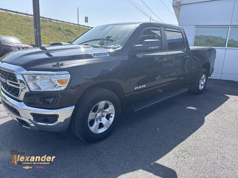 Used 2023 RAM 1500 Big Horn AWD/4WD image 1