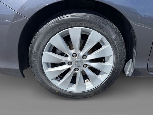 Used 2015 Honda Accord EX image 9