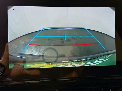 Used 2024 Toyota Corolla LE image 19