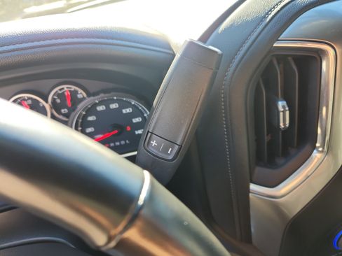 Used 2023 Chevrolet Silverado 2500 LTZ w/ LTZ Plus Package image 34