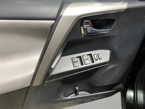 Used 2017 Toyota RAV4 XLE w/ Plus Special Value Package AWD/4WD image 9