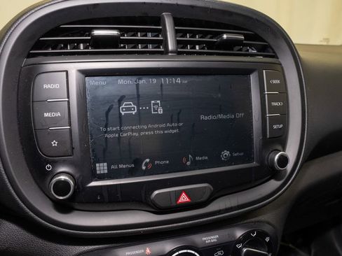 Used 2024 Kia Soul LX w/ Option Group 015 image 11