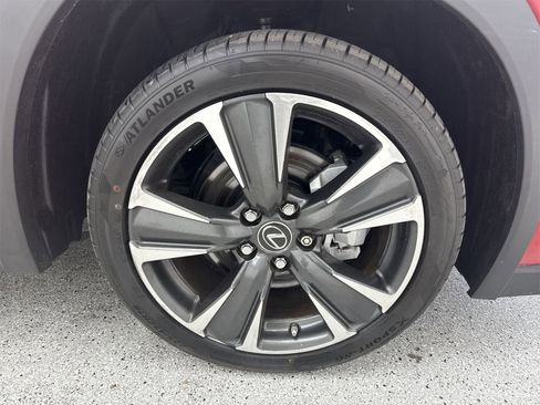 Used 2019 Lexus UX 200 w/ Premium Package image 51