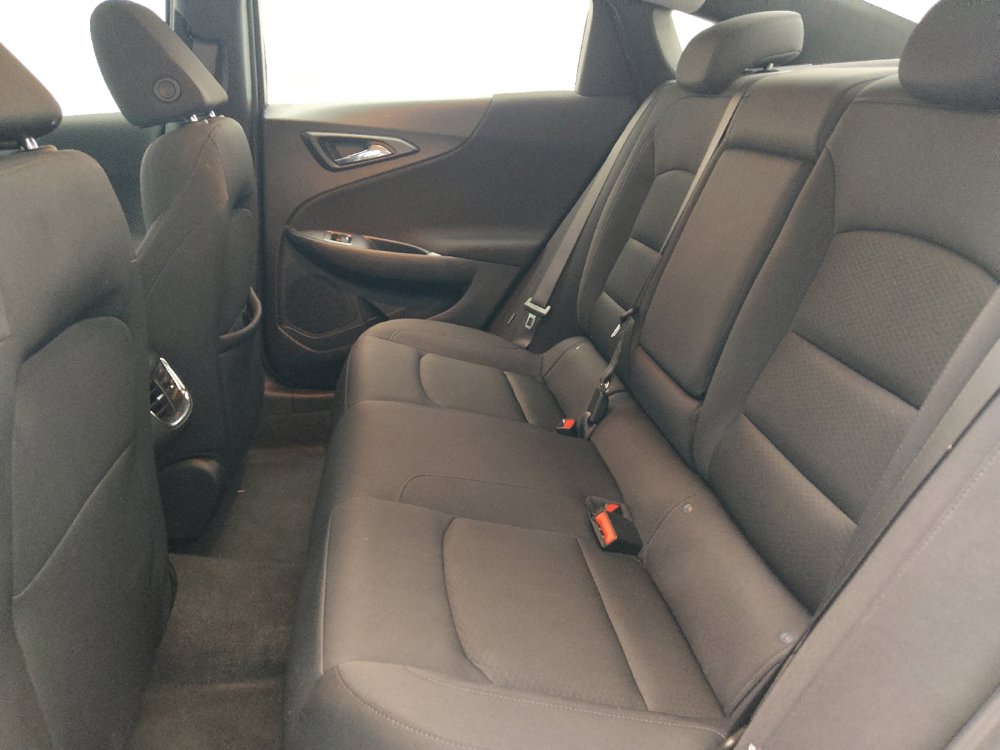 Used 2025 Chevrolet Malibu LT FWD image 18