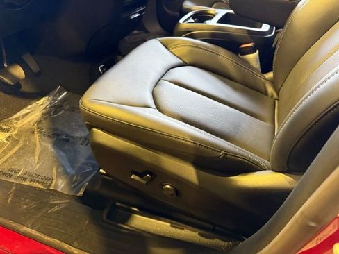 New 2026 Chrysler Pacifica Select image 20