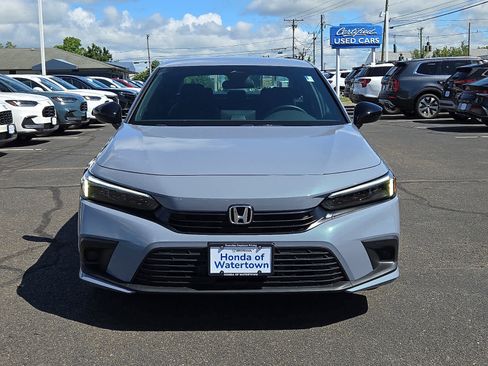 Used 2024 Honda Civic Sport image 2