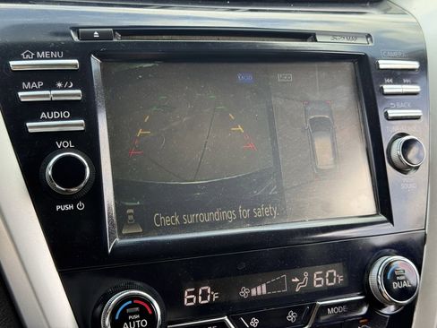 Used 2016 Nissan Murano SL FWD image 19