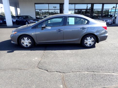 Used 2012 Honda Civic Hybrid Sedan image 2