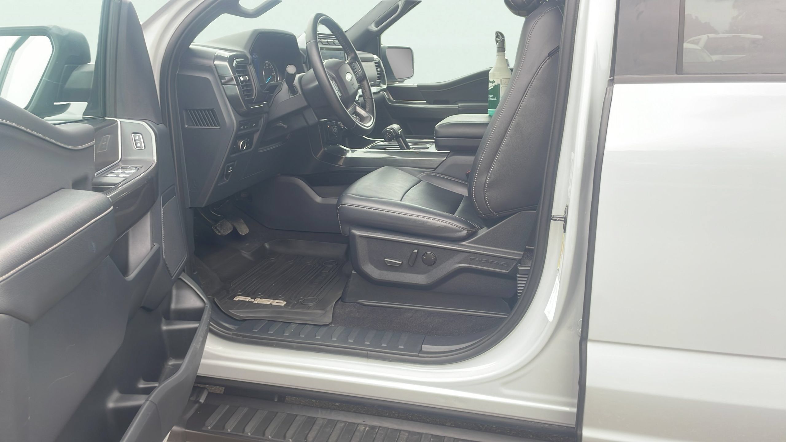 Used 2023 Ford F150 XLT w/ Equipment Group 302A High AWD/4WD image 13