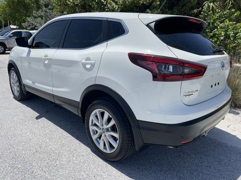 Used 2021 Nissan Rogue Sport S FWD image 5